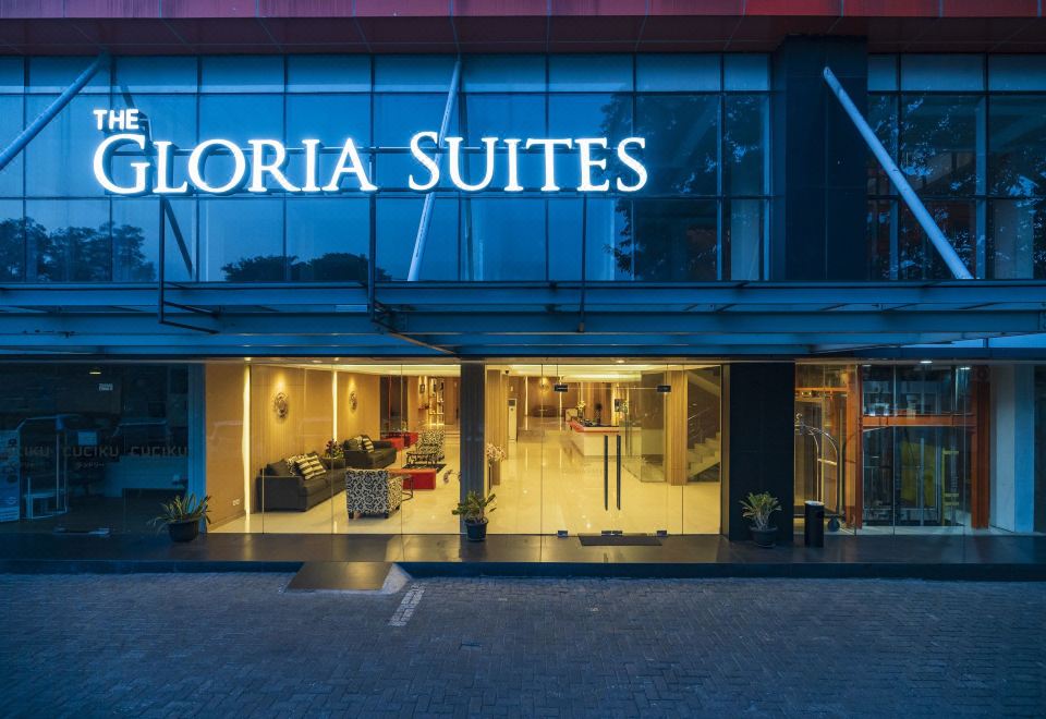The Gloria Suites Grogol - Housity