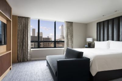 シティビュー付きウォータータワースイート ザ・リッツ・カールトン シカゴの写真