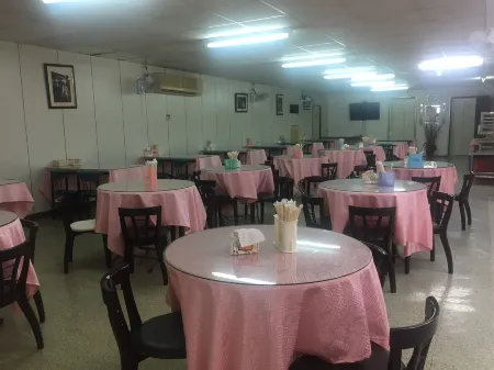 King Lo-Tong Hotel