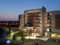 SpringHill Suites Alexandria Old Town/Southwest Отели рядом с достопримечательностью «Контрабандс энд Фридмен Семетери Мемориал»