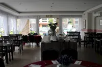 Hotel Nur Miri - Frühstück