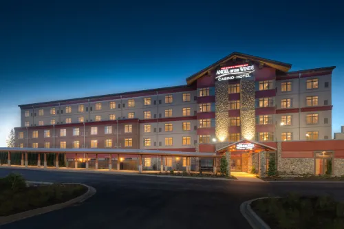 Angel of the Winds Casino Resort Hotels in Arlington