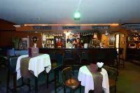 Summit Parkview Yangon - bar