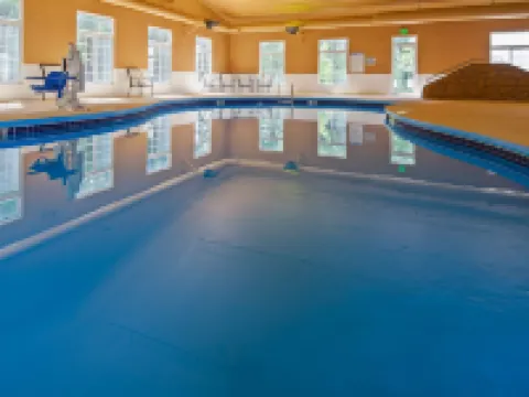 Crandon Inn & Suites Hotels in Crandon