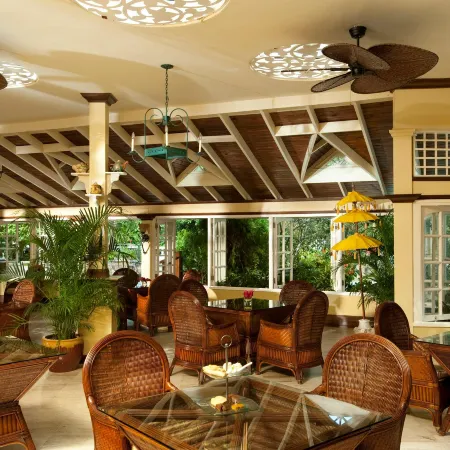 Best Western Plus Meridian Hotel