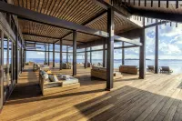 Kudadoo Maldives Private Island – Luxury All Inclusive Hotels in Hurawalhi