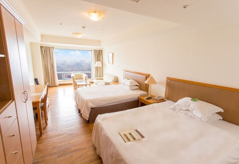 [파크 레인 인의 객실 인테리어 이미지]