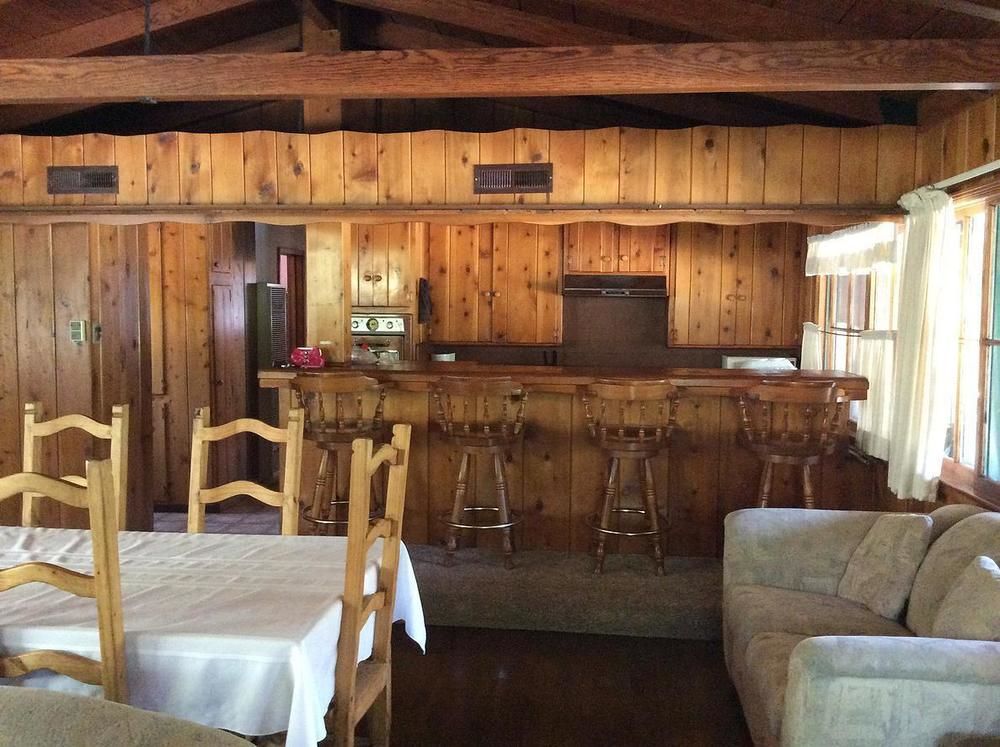 Kern Riverfront Lodge