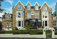 Number 10 Hotel