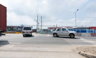 Home Inn (Shanghai Pudong Hangtou Xiasha Hunan Road)