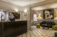 Hotel De La Porte Dorée