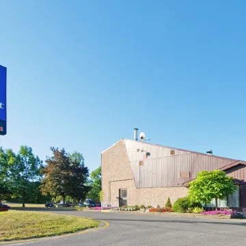 Ramada by Wyndham Kingston