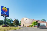 Ramada by Wyndham Kingston Hotel di Kingston