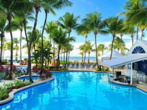 Courtyard Isla Verde Beach Resort