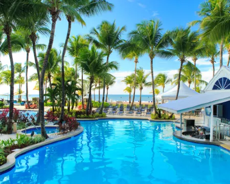 コートヤード バイ マリオット イスラ ベルデ ビーチ リゾート カロライナのホテル