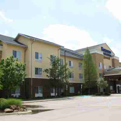 Fairfield Inn & Suites Denton Hotel Exterior