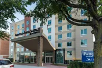 Fairfield Inn & Suites New York Queens/Fresh Meadows Hotels in New York