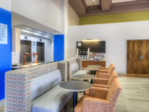Holiday Inn Express & Suites TEMPE by IHG Hotels in Tempe