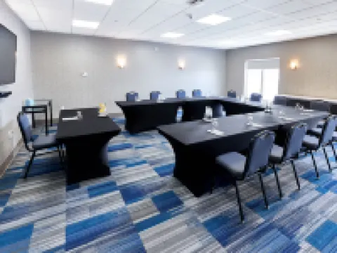 Holiday Inn Express & Suites DIEPPE AIRPORT by IHG Hoteles en Dieppe