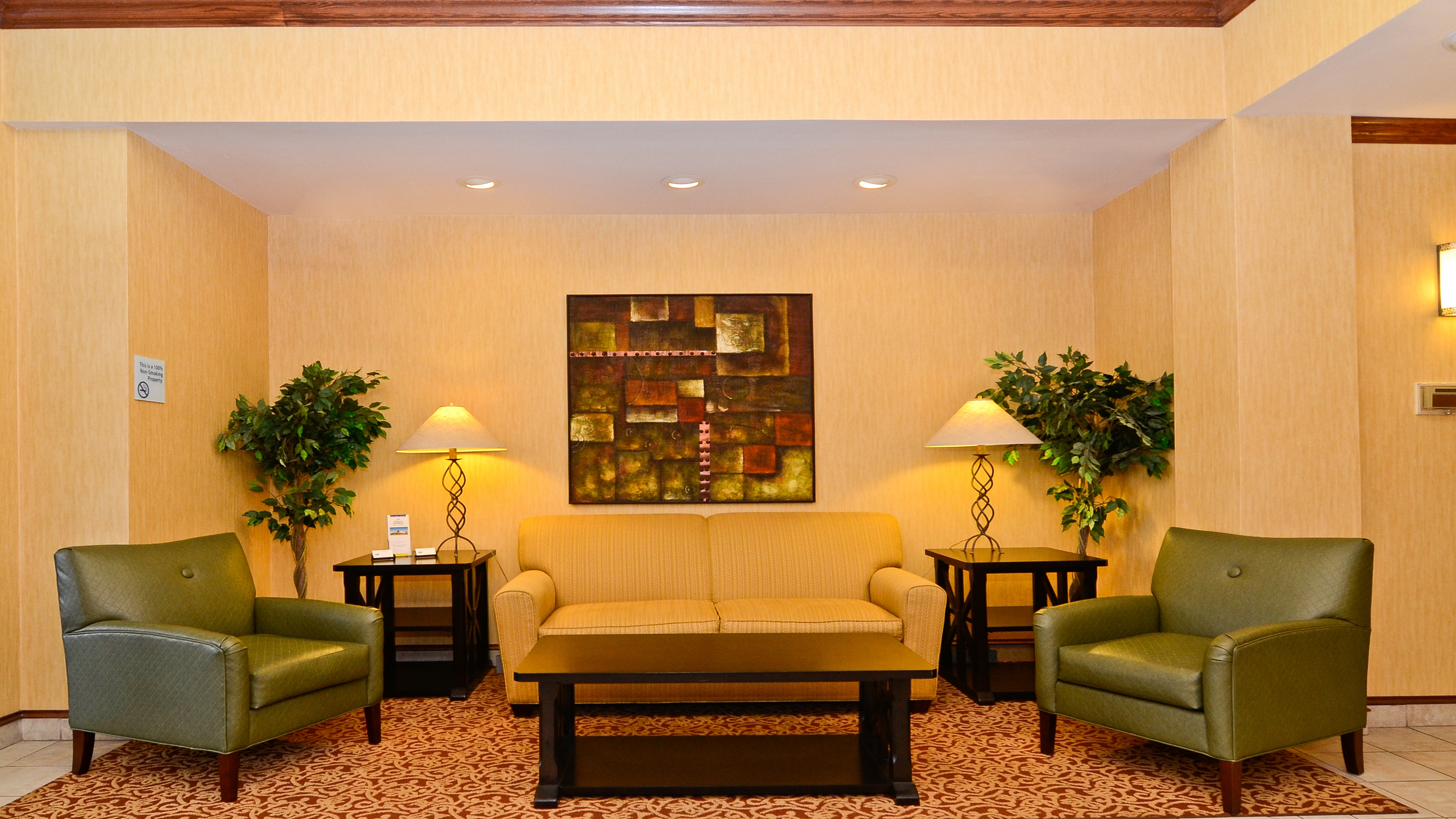 Holiday Inn Express Hotel & Suites Fort Atkinson, an Ihg Hotel