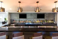 Holiday Inn CARLSBAD - SAN DIEGO by IHG - bar