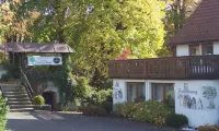 Grüner Wald Hotel Gasthof 파구스 공장 주변 호텔