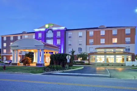 Holiday Inn Express & Suites Schererville