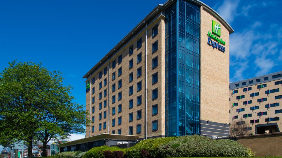 Holiday Inn Express LEEDS - CITY CENTRE by IHG