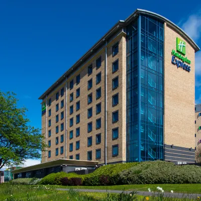 Holiday Inn Express LEEDS - CITY CENTRE by IHG Hoteles cerca de Museo de la Casa de la Abadía