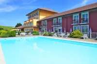 Domaine du Revermont - Logis Hotel - Parkering