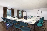 Campanile Orleans Sud - la Source Hotels in Ardon