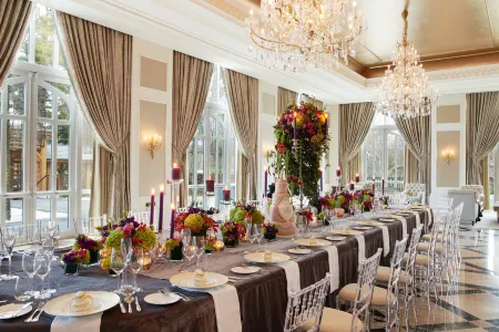 Adare Manor Отели рядом с достопримечательностью «Holy Trinity Abbey Church»