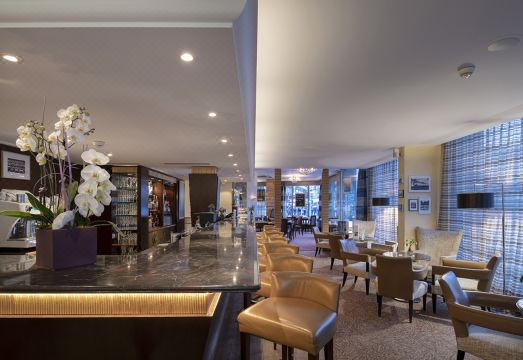 3. 워릭 제네바..