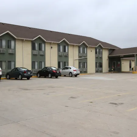 New Victorian Inn & Suites-Norfolk