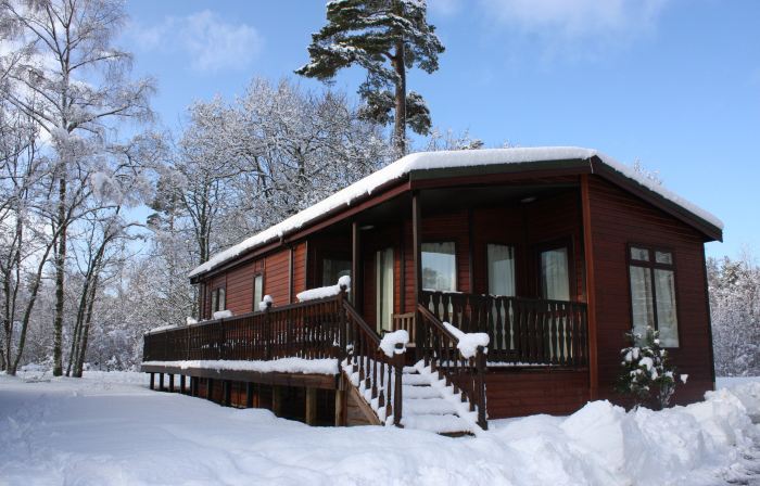 Loch Kinord Hotel
