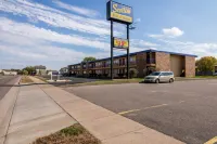 Scottish Inn & Suites - Eau Claire