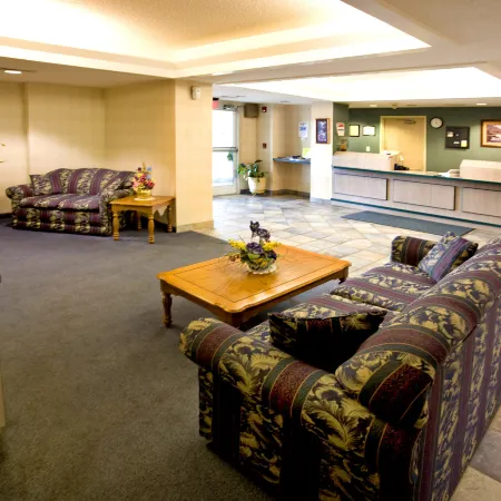 Howard Johnson by Wyndham Clarksville Tennessee