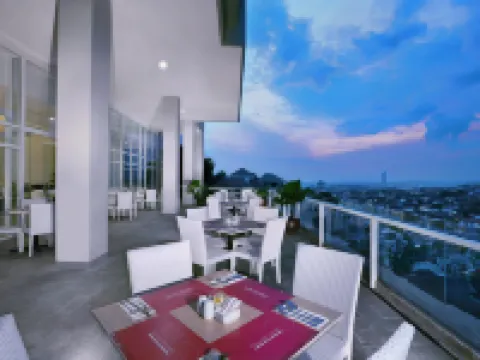 favehotel Simpang Lima - Semarang Hotels in Candisari