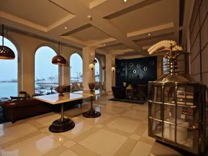 SeePort Hotel