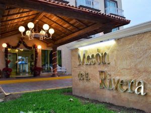 Hotel Meson de La Rivera