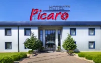 Hotel Picaro Stok Hotels near Statue of Christ the King