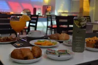 Hotel Amadeos - Matosinhos - Porto - breakfast