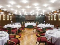 Hotel Goya Hotels near Arrabal