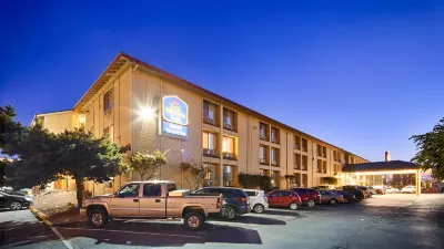 Wingate by Wyndham Mount Vernon Hotels near Fred Meyer Grocery Pickup and Delivery