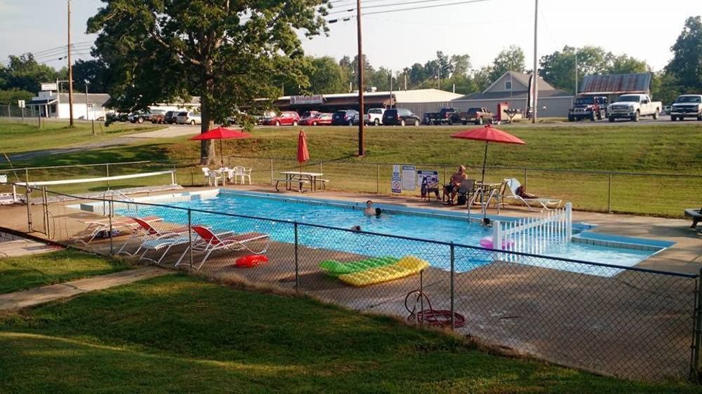 Early American Motel