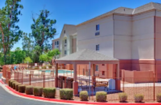 Sonesta Simply Suites Phoenix Glendale Hotels in North Mountain