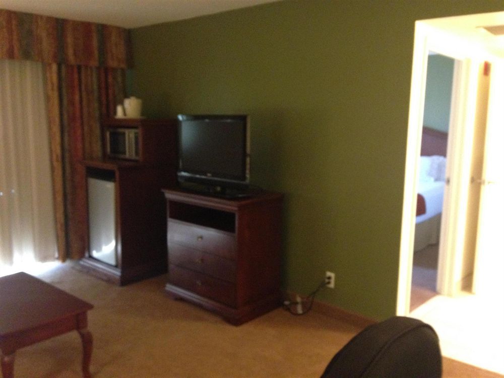 Red Lion Inn & Suites Perris