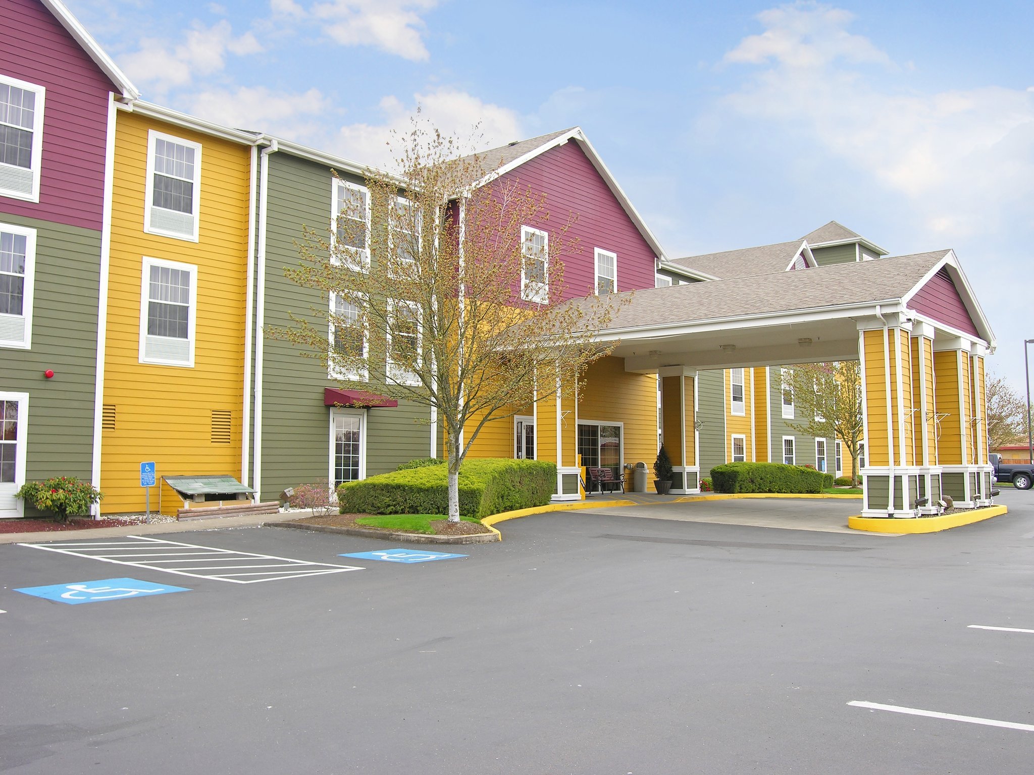 Best Western Woodburn Inn