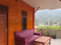 Kamuna Garden Hotels in Karo