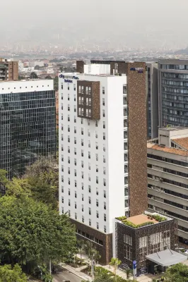 City Express Plus by Marriott Medellin Colombia - parking